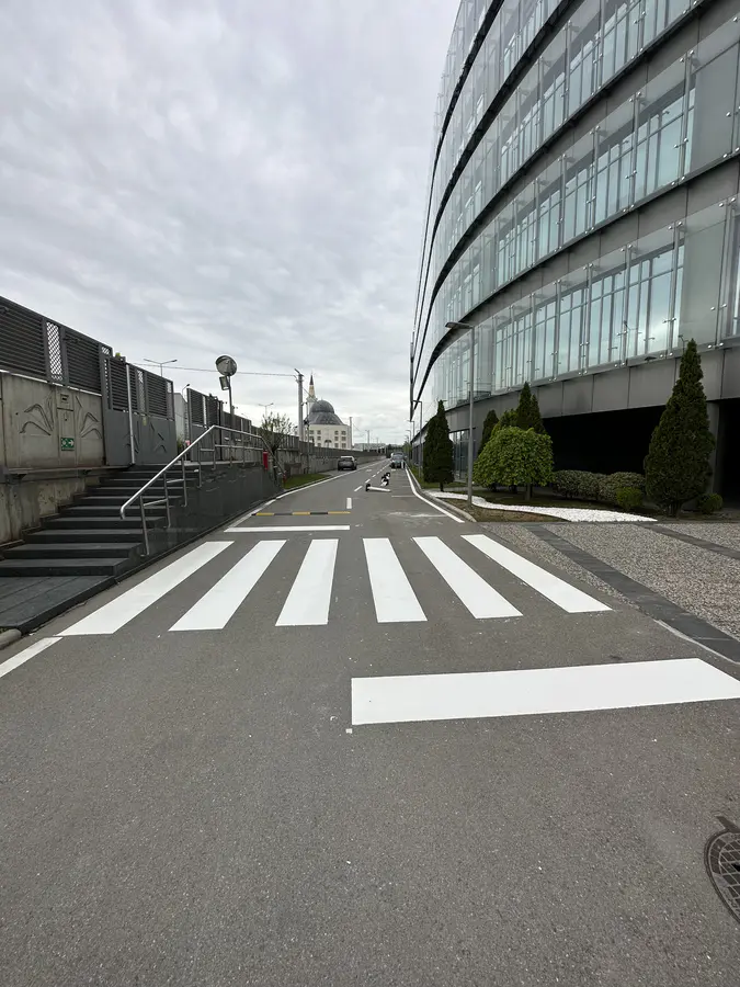 Tek Komponentli Yol Çizgi Boyası Uygulaması