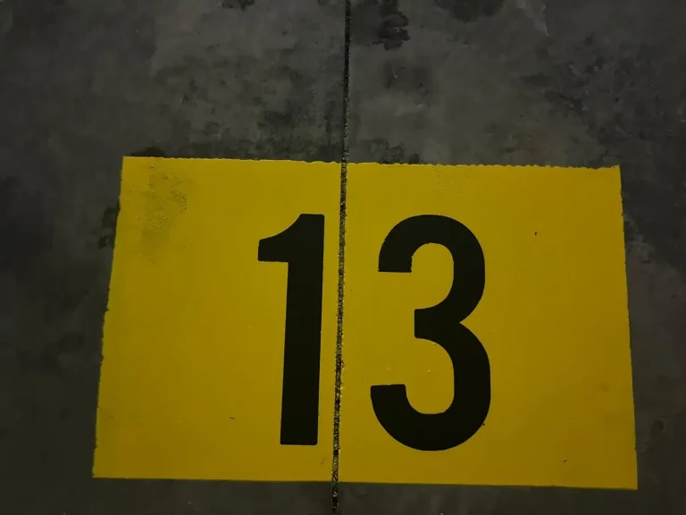 Kapalı Otopark Zemin Numaralandırma