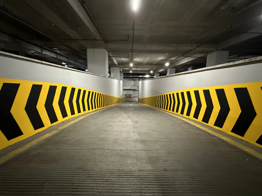 Kolon Çevresi Uyarı Çizgileri