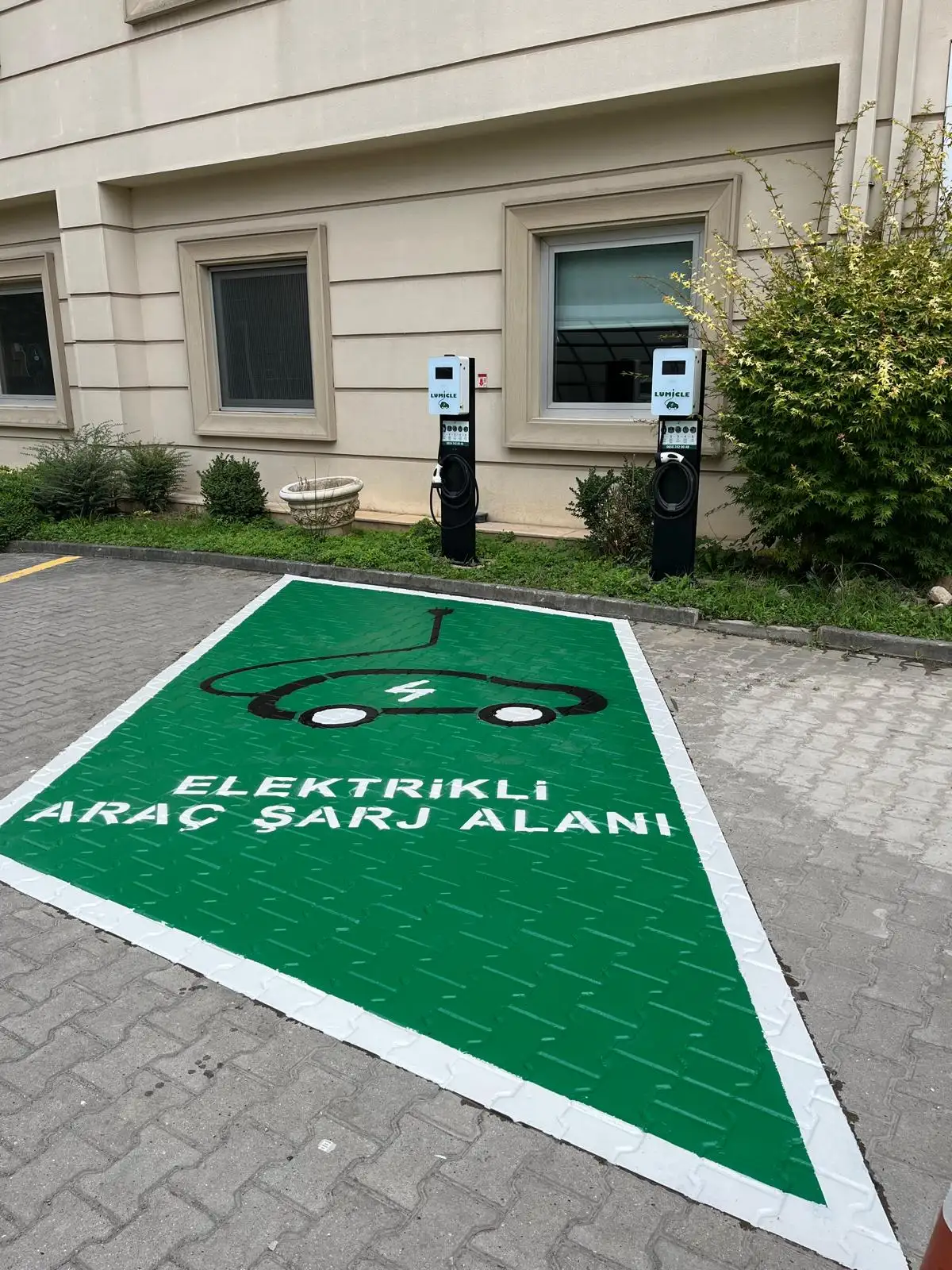 Elektrikli Araç Şarj Alanı Çizgileri