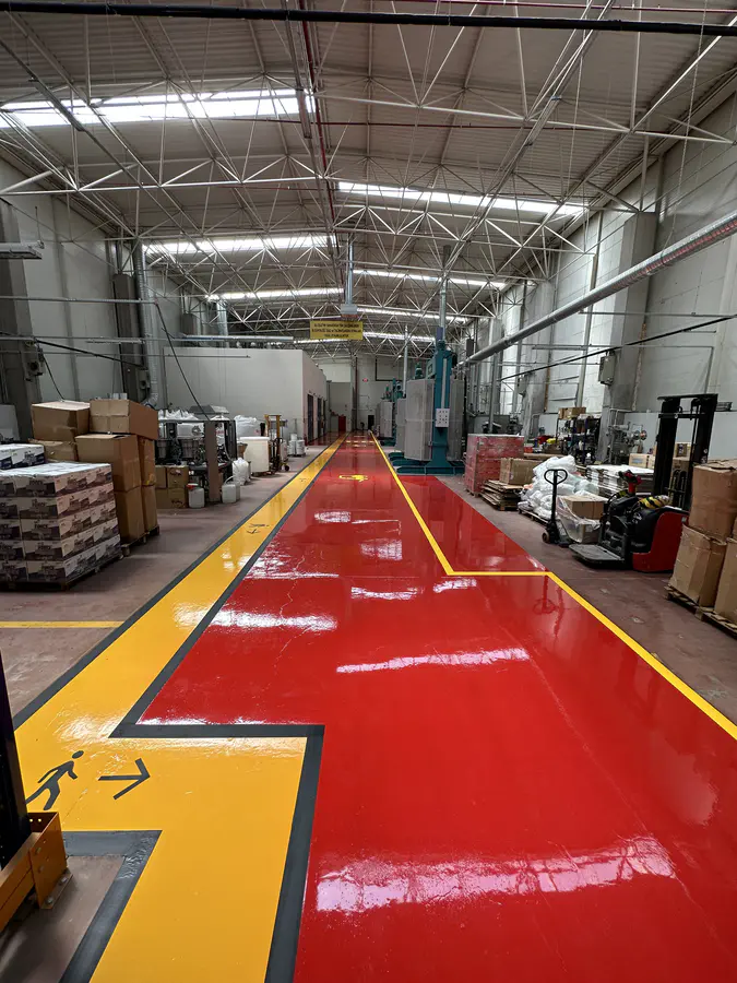 Fabrikalarda Epoksi Yol Çizgisi ve İSG Zemin İşaretleme