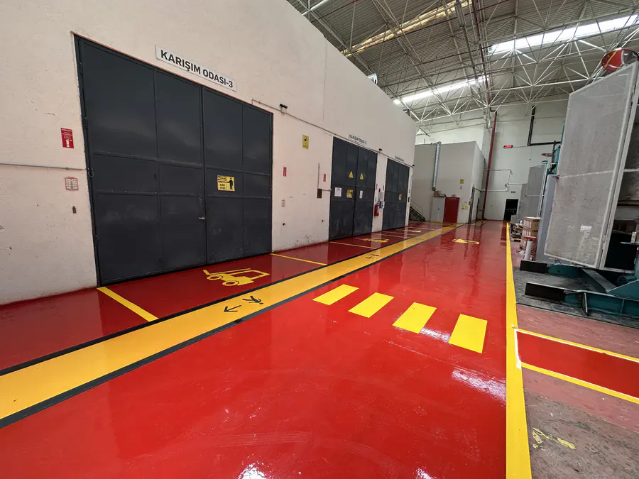 Fabrikalarda Epoksi Yol Çizgisi ve İSG Zemin İşaretleme