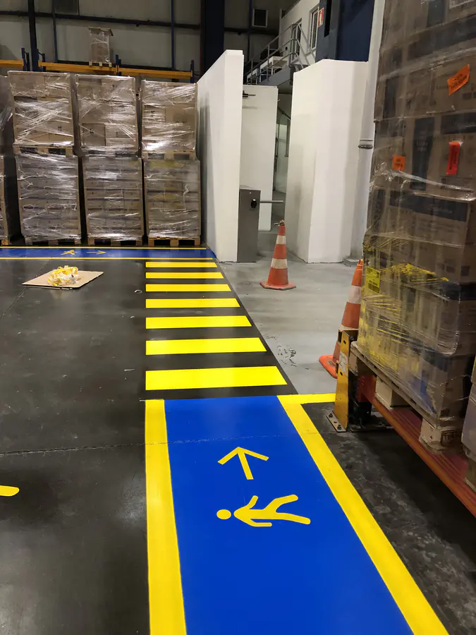 Acil Çıkış Yolu Çizgileri