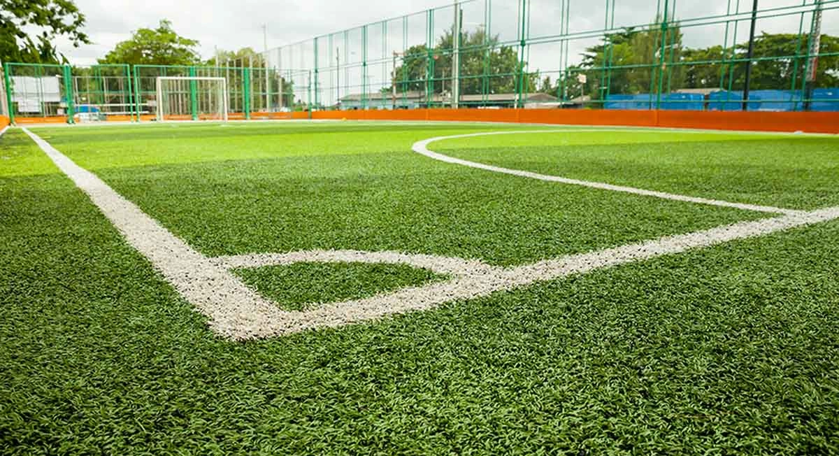 Futbol Sahası Çizgileri
