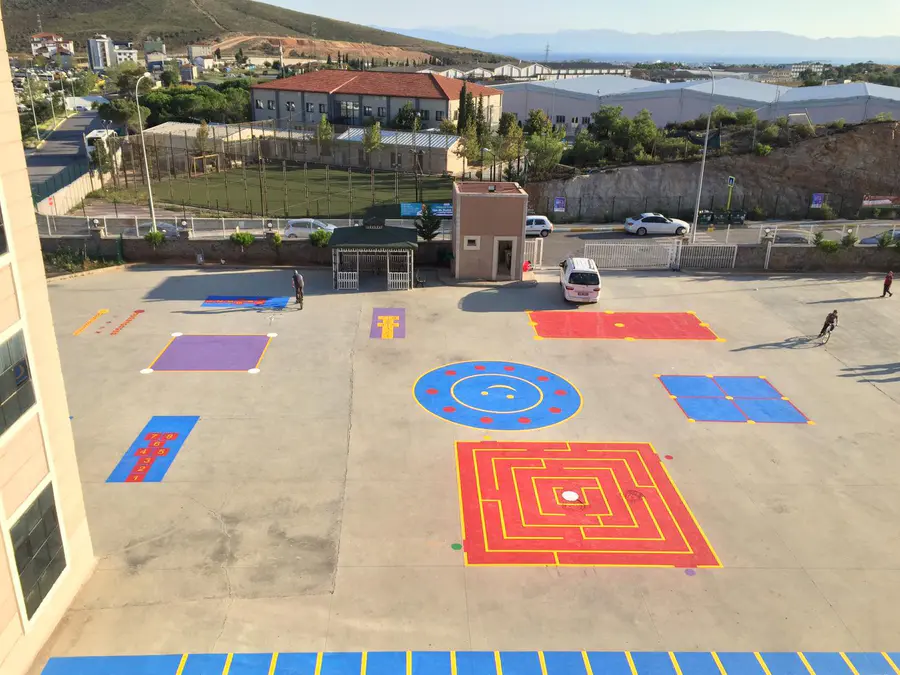 Okul Bahçesi Zemin Oyun Alanı Çizgileri