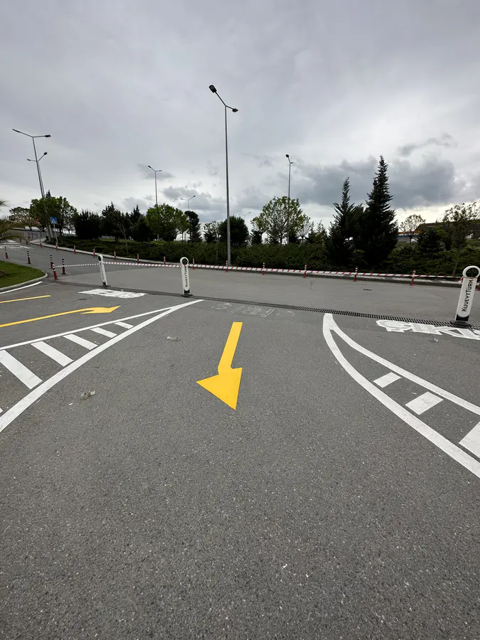 Otopark Araç Dönüş Alanı Çizgileri