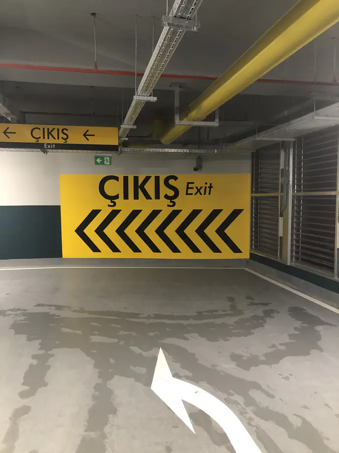 Otopark Trafik Yönlendirme Çizgileri