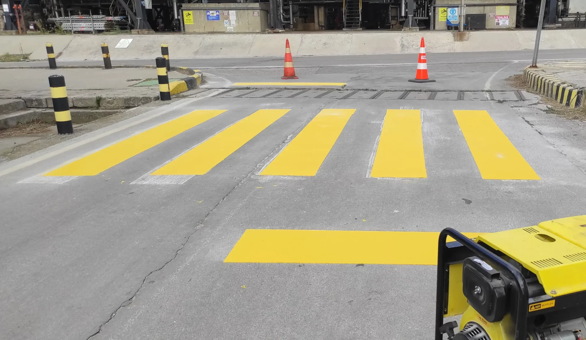 Yaya Geçidi Çizgileri