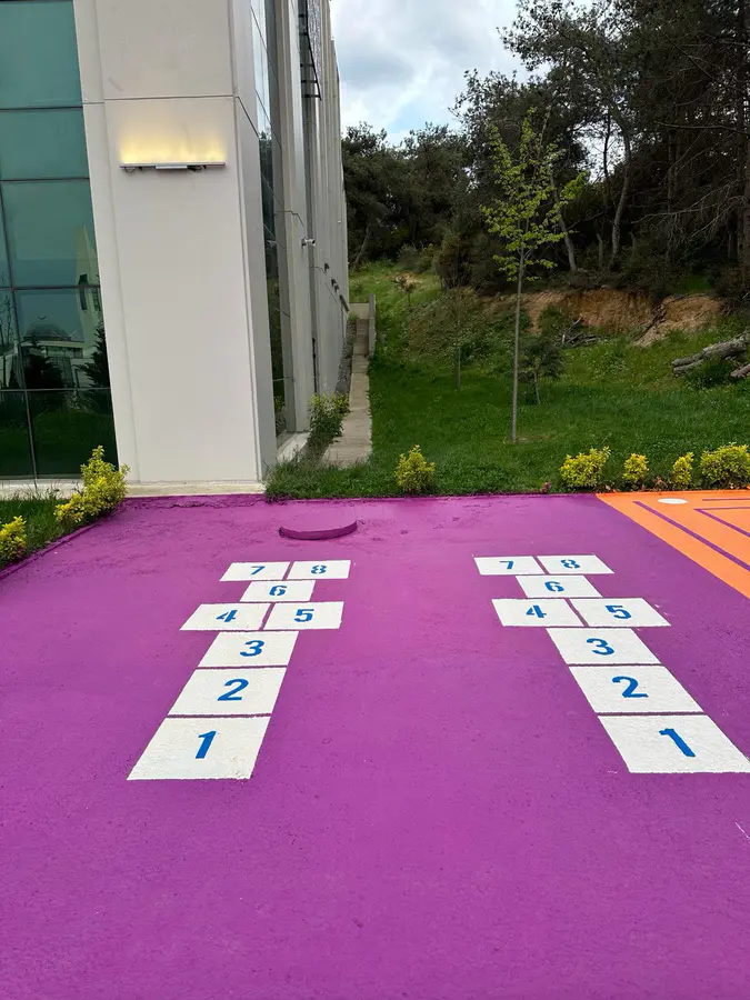 Zıp Zıp Oyun Alanı Çizgileri