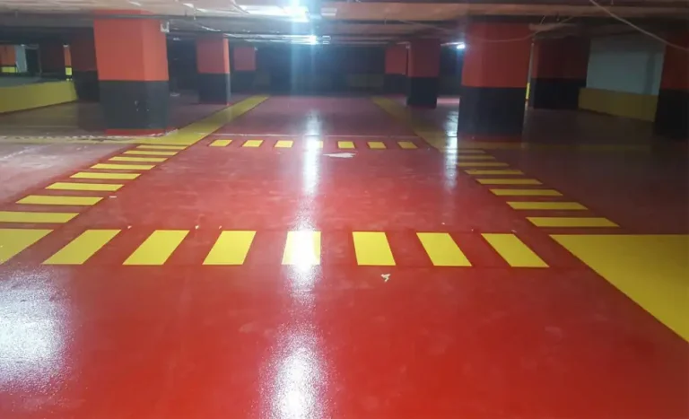 Kapalı Otopark Yaya Yolu Çizgileri