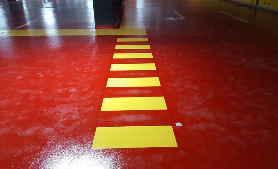 SPOR SAHA VE ZEMİNLERDE EPOKSİ KAPLAMA UYGULAMA TÜRLERİ portakal desenli boya otopark