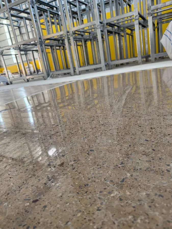 Depo ve Lojistik Alan Beton Parlatma