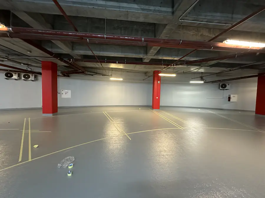 Zemin Epoksi Portakal Desenli Boyama ve Kaymaz Yüzey Çözümleri