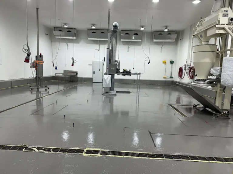 Zemin Epoksi Portakal Desenli Boyama ve Kaymaz Yüzey Çözümleri