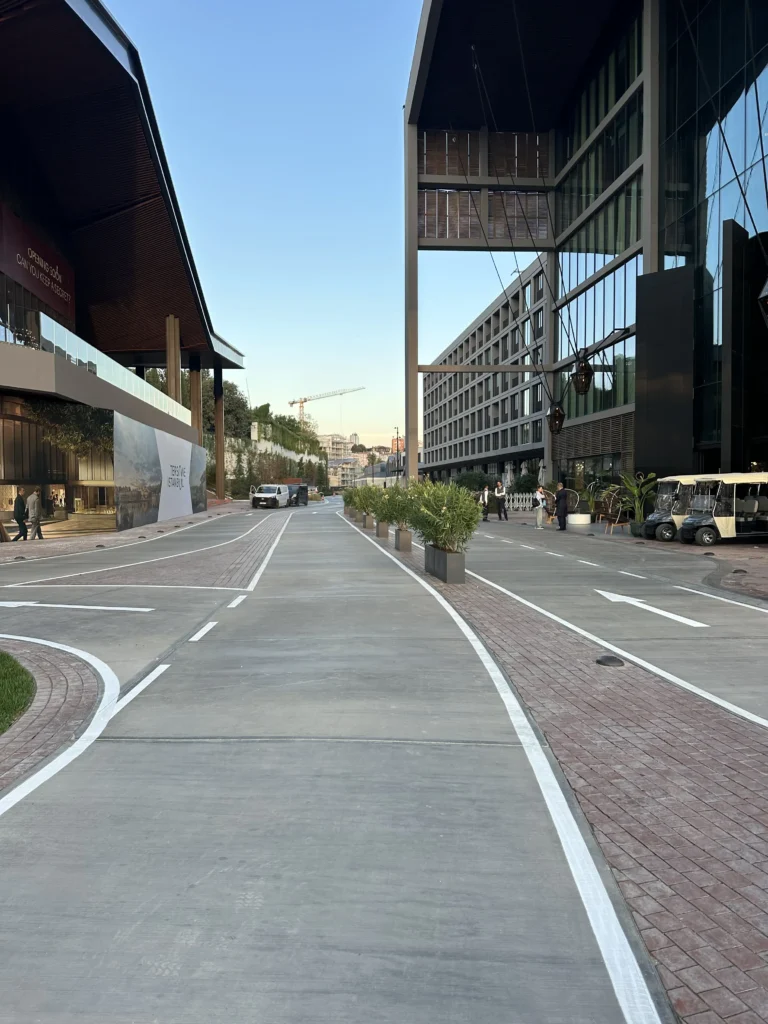 Açık Otopark Trafik Akış Yönlendirme