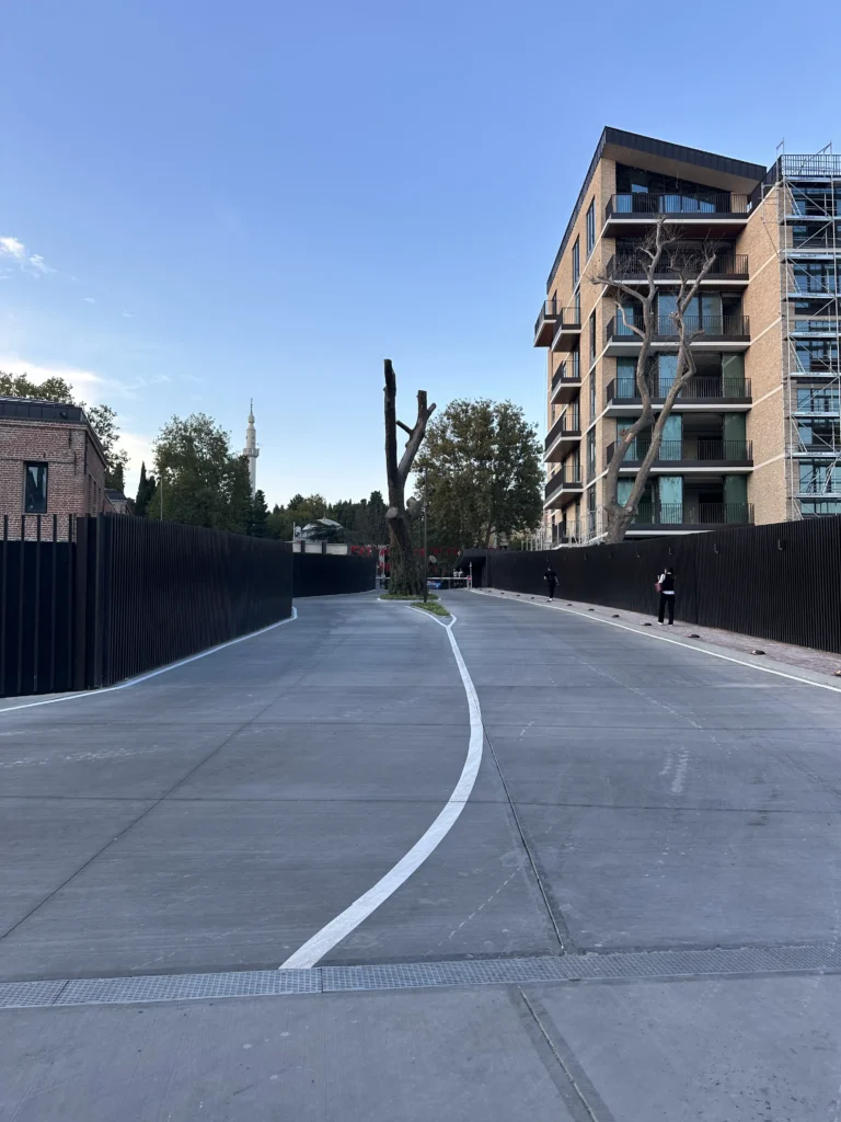 Açık Otopark Trafik Akış Yönlendirme