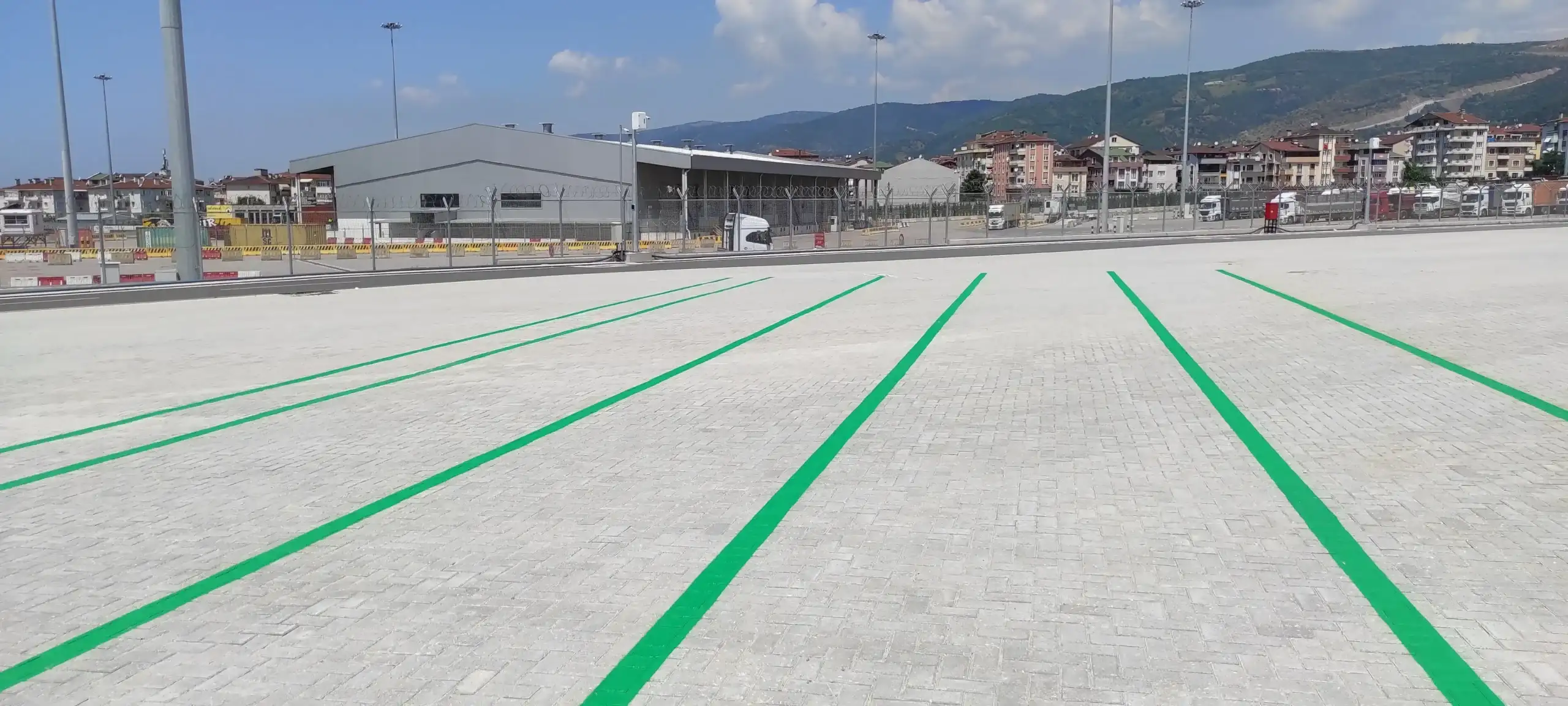 Asfalt Yol Çizgi ve Şerit Boya Uygulamaları