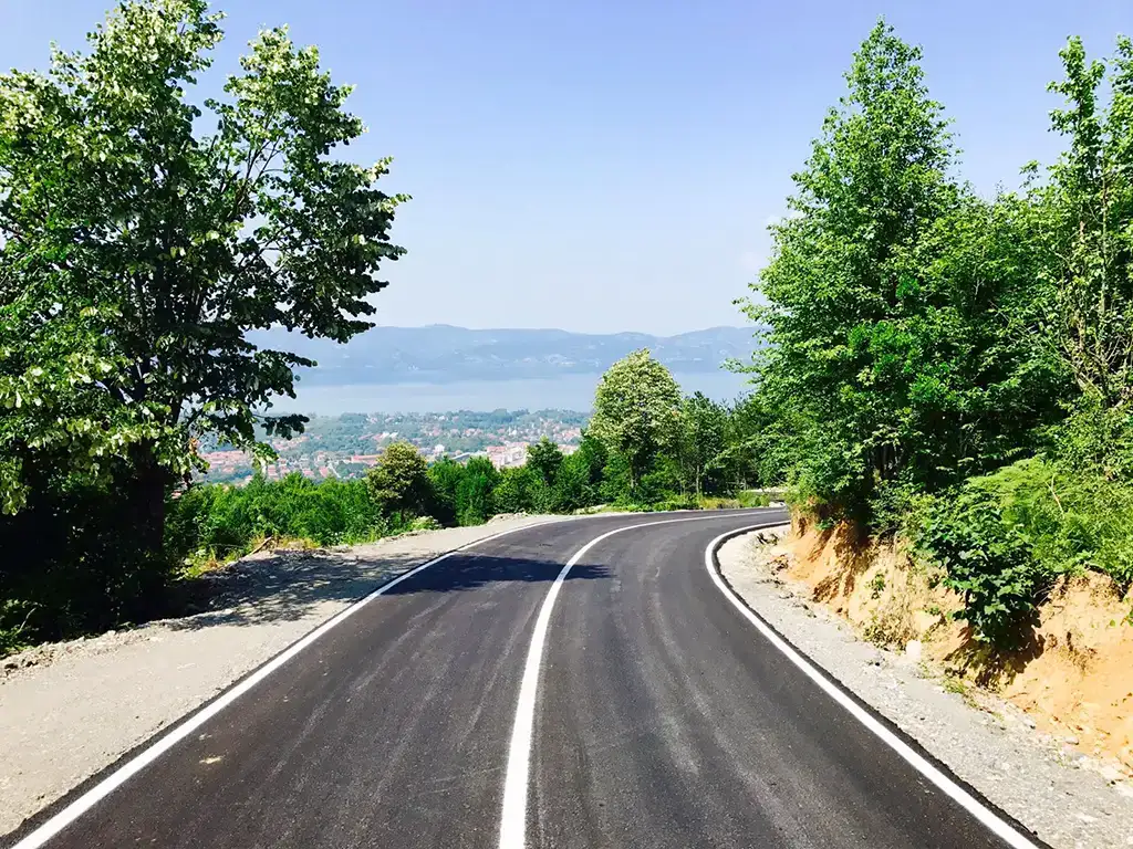 Asfalt Yol Çizgi ve Şerit Boya Uygulamaları