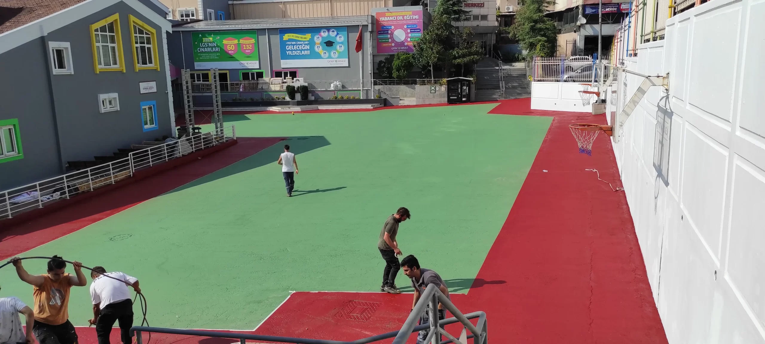 Dekoratif Bahçe Zemin Boyama Uygulamaları