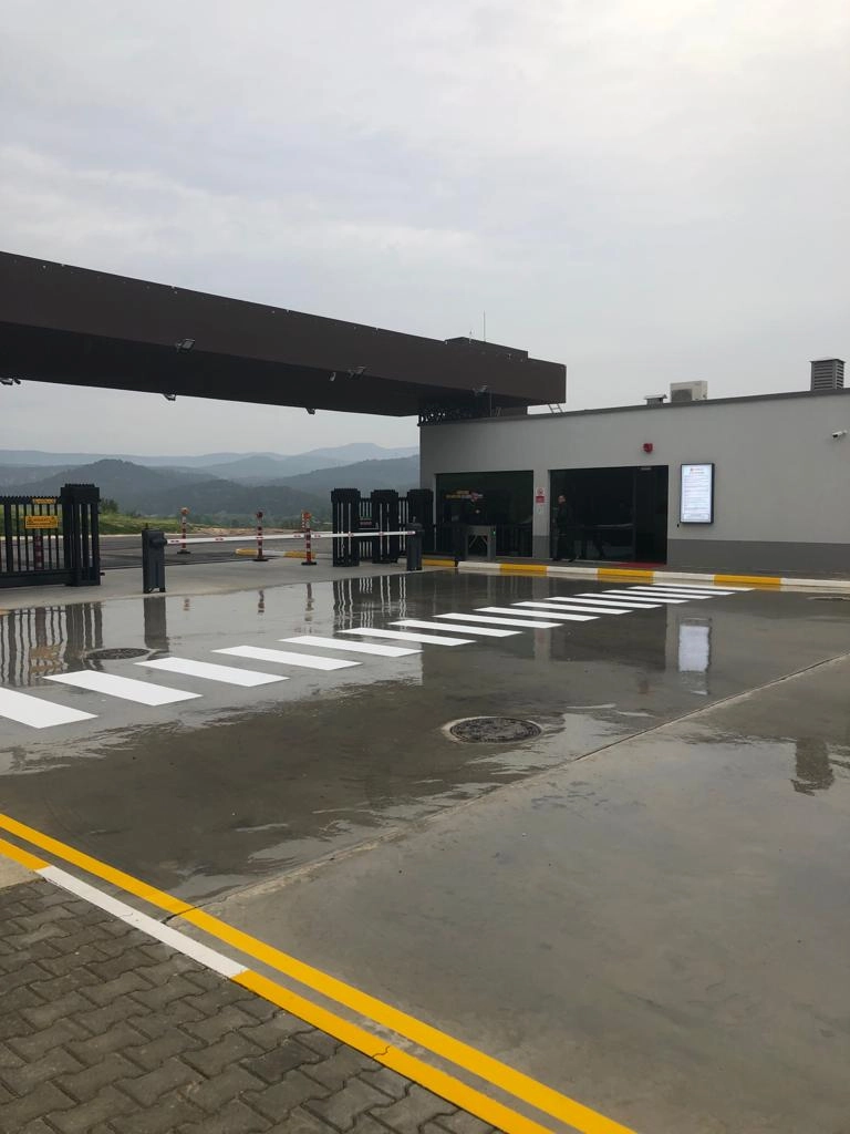 Bordür Taşı Boyama ve Refüj Çizgi Uygulamaları