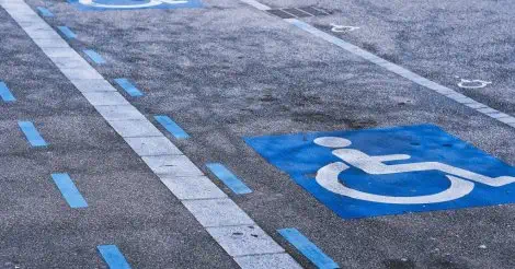 Açık Otopark Engelli Park Alanı İşaretleme