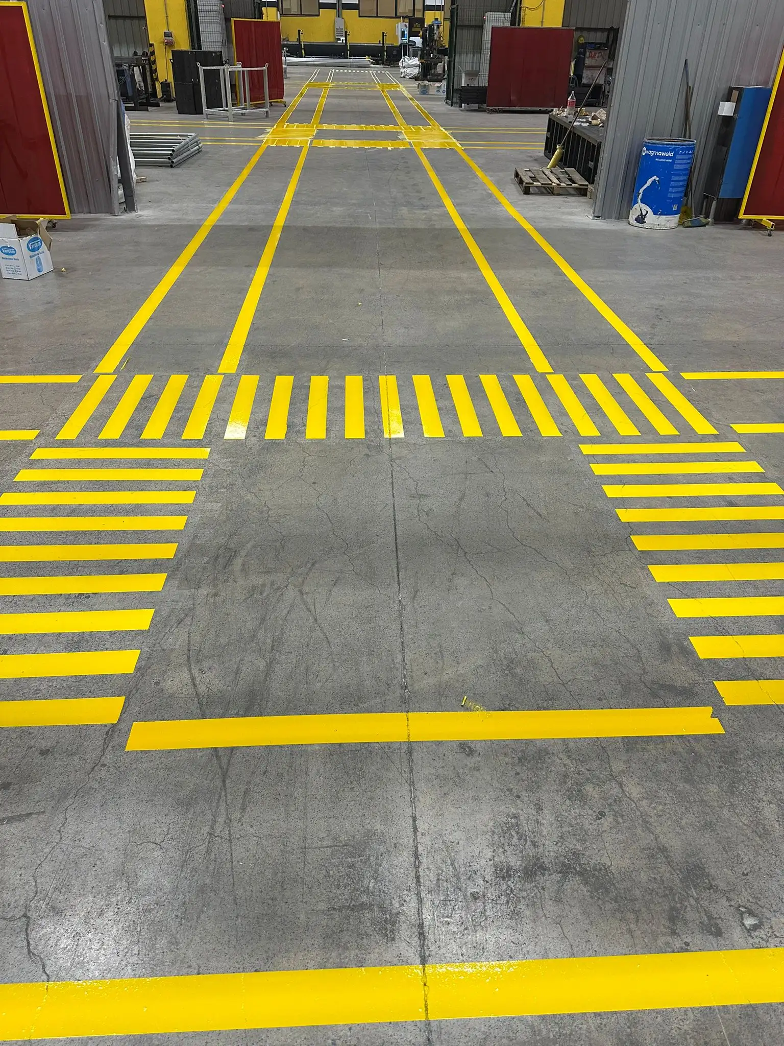 Epoksi Esaslı Fabrika Yol Çizgisi Uygulamaları