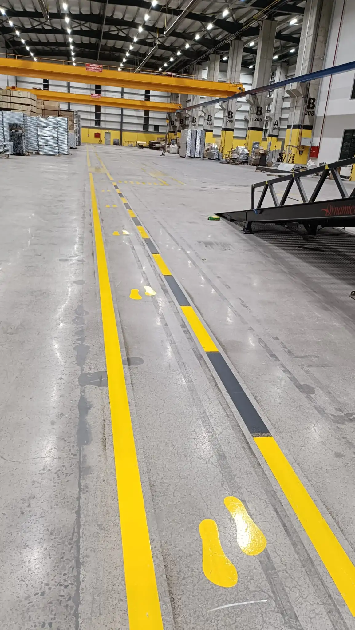 Epoksi Esaslı Fabrika Yol Çizgisi Uygulamaları