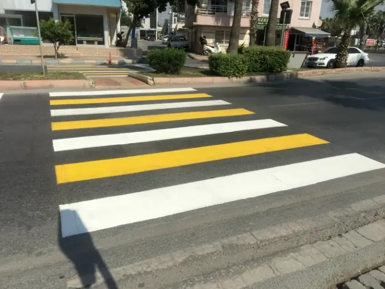 MMA Esaslı Çift Komponent Yol Çizgi Boyası Uygulamaları