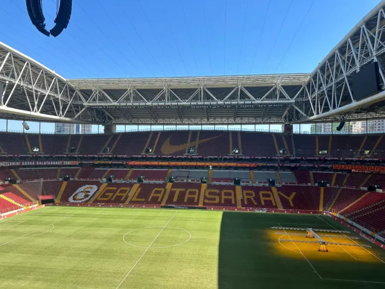 Stadyum Koltuk Boyama Hizmetleri