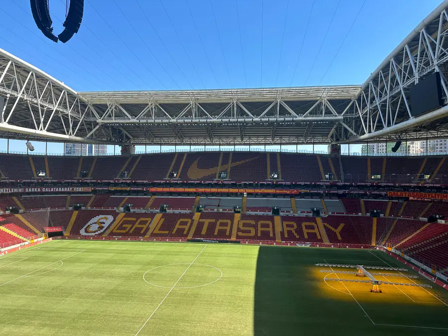 Stadyum Koltuk Boyama Hizmetleri