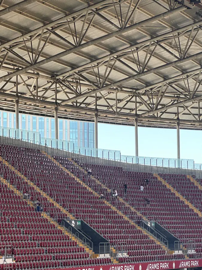 Stadyum Koltuk Boyama Hizmetleri