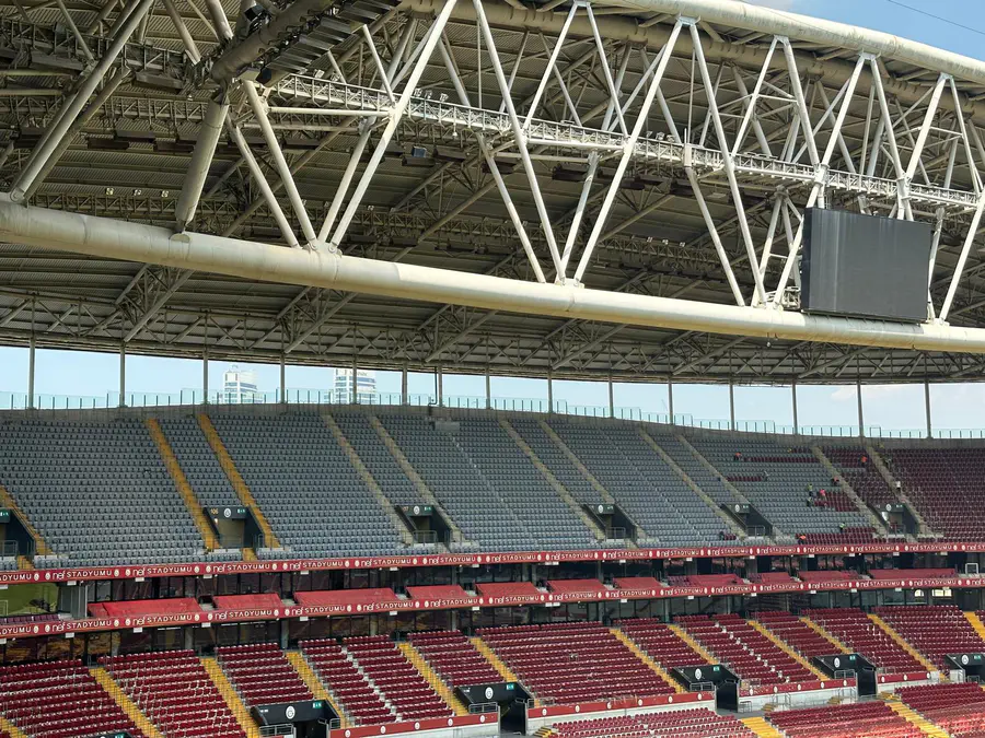 Stadyum Koltuk Boyama Hizmetleri